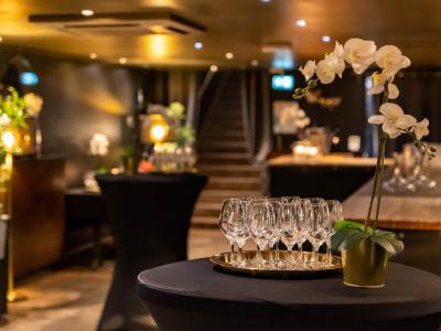 ill vino privatisation péniche cale bar 