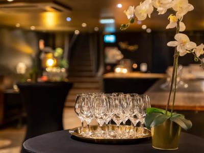 ill vino privatisation péniche cale bar 